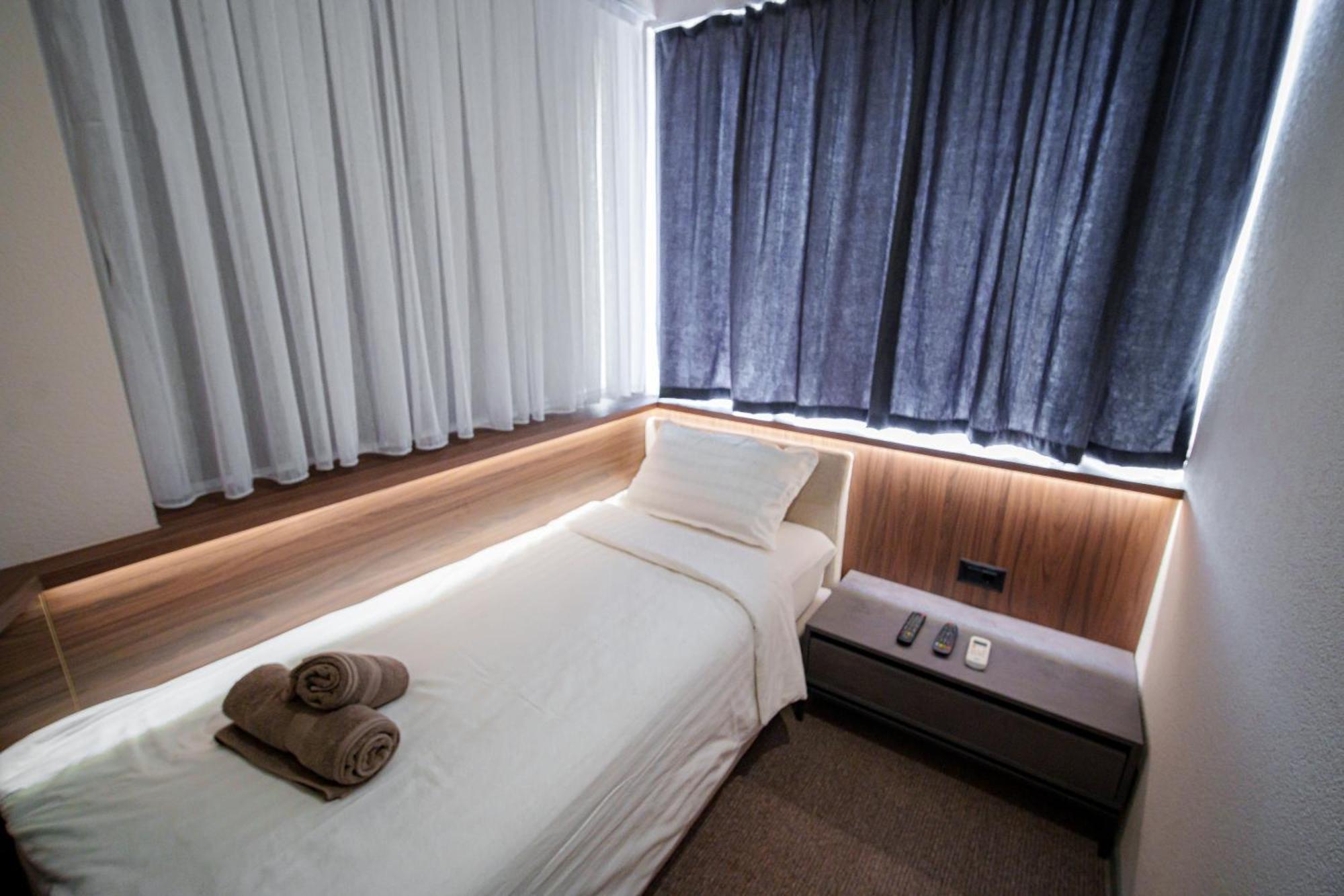 Binta Hostel Vranje Esterno foto